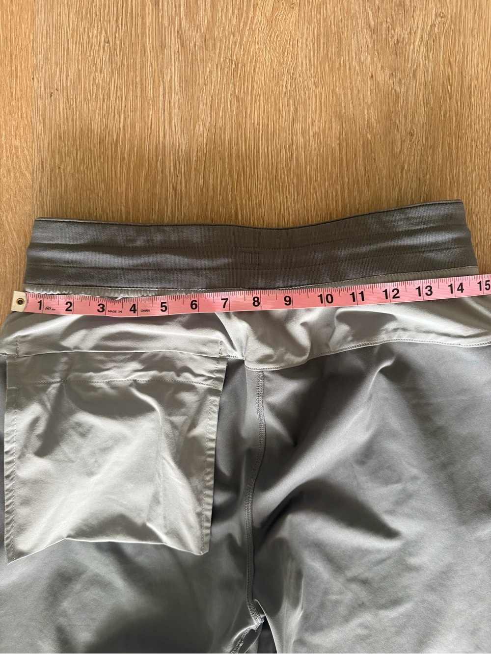 Lululemon Men's ABC Jogger Pants Asphalt Grey Size Small Pristine - Picture 6 of 9